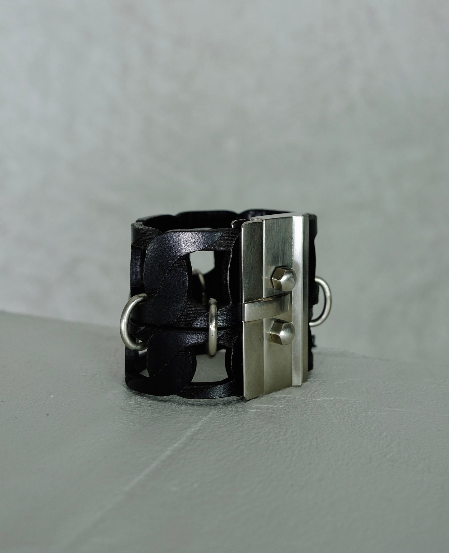 XL Gianfranco Ferré Industrial Leather & Metal Cuff  (circa 2000)