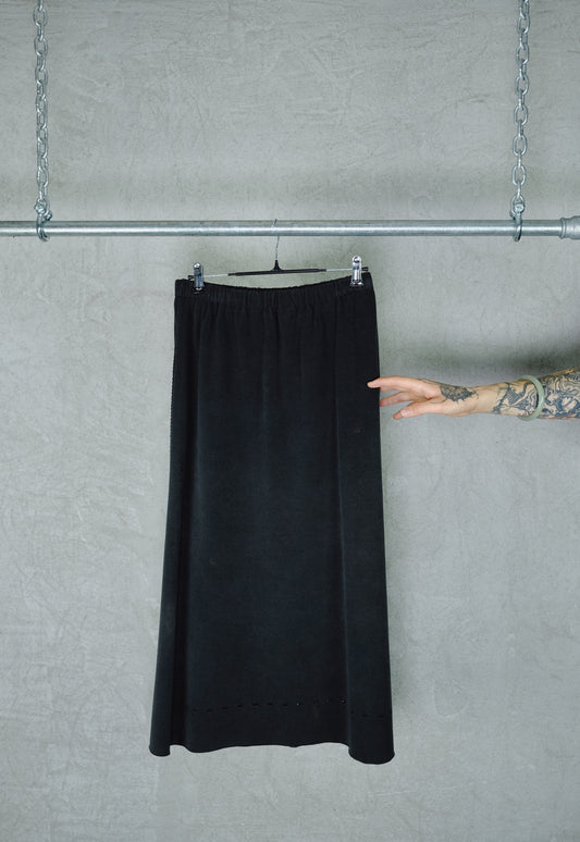 Issey Miyake High-waist Midi Skirt with Elastic Waistband