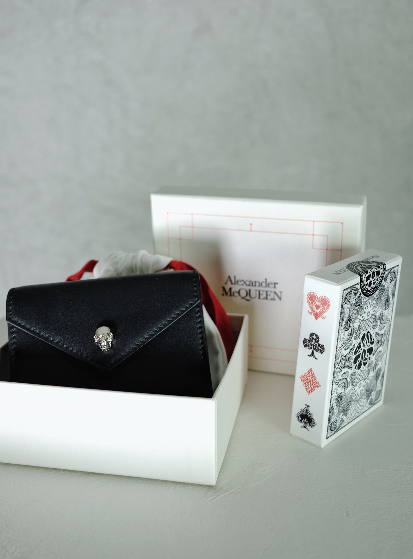 Alexander McQueen Skull Leather Card Set – Black