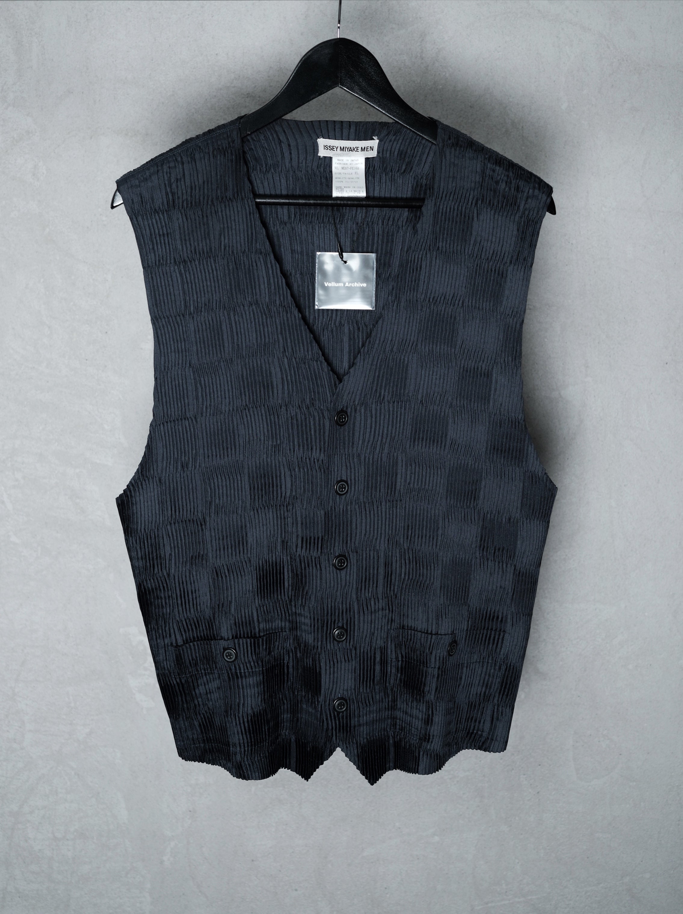 Issey Miyake plissé vest