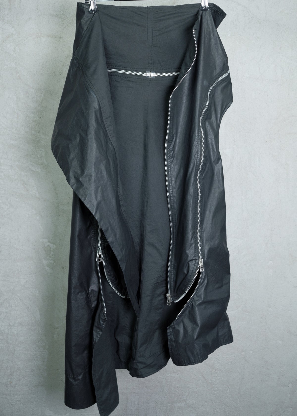 Barbara I Gongini Convertible Sculptural Vest