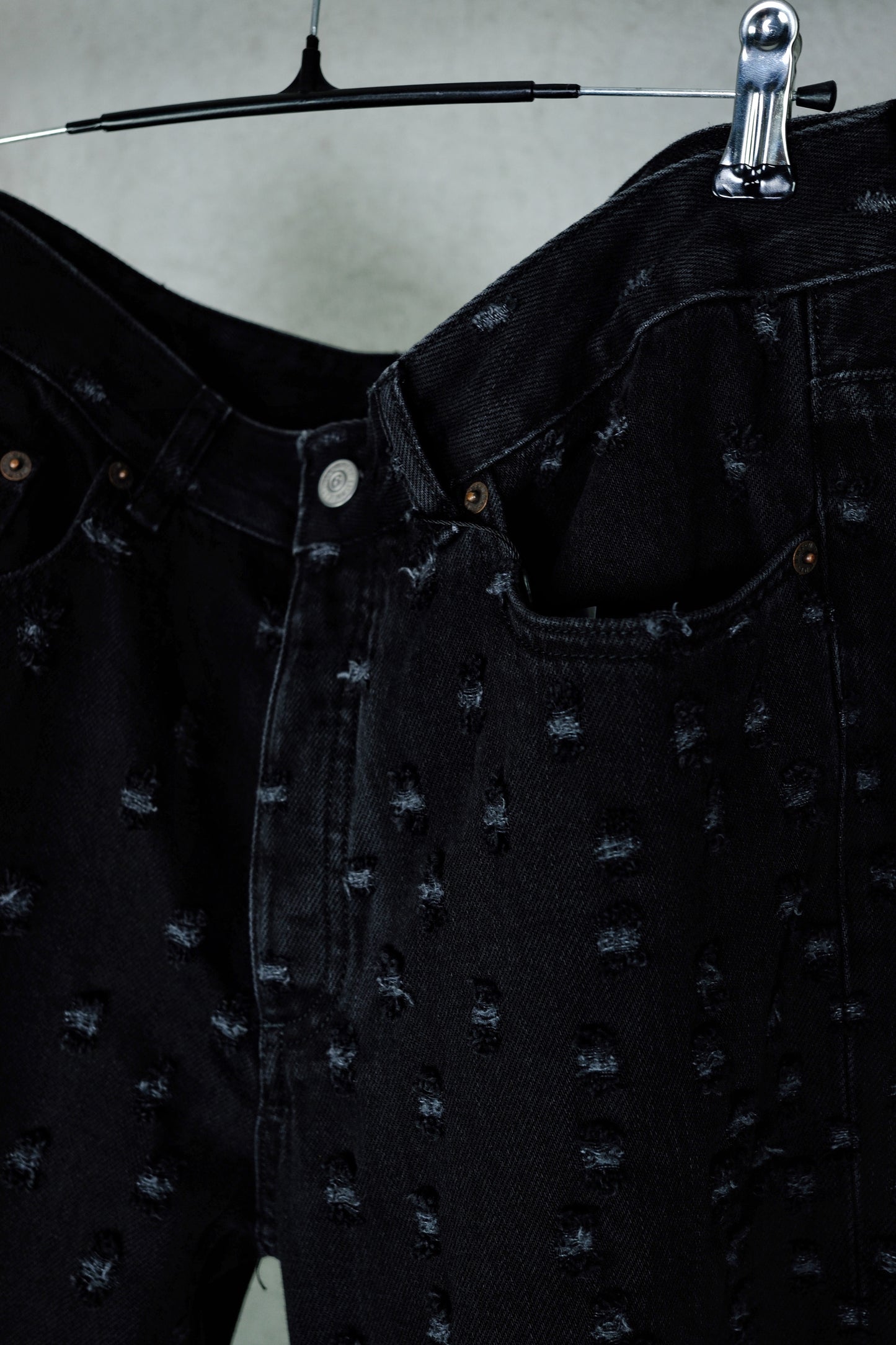 MM6 Maison Margiela Distressed Denim